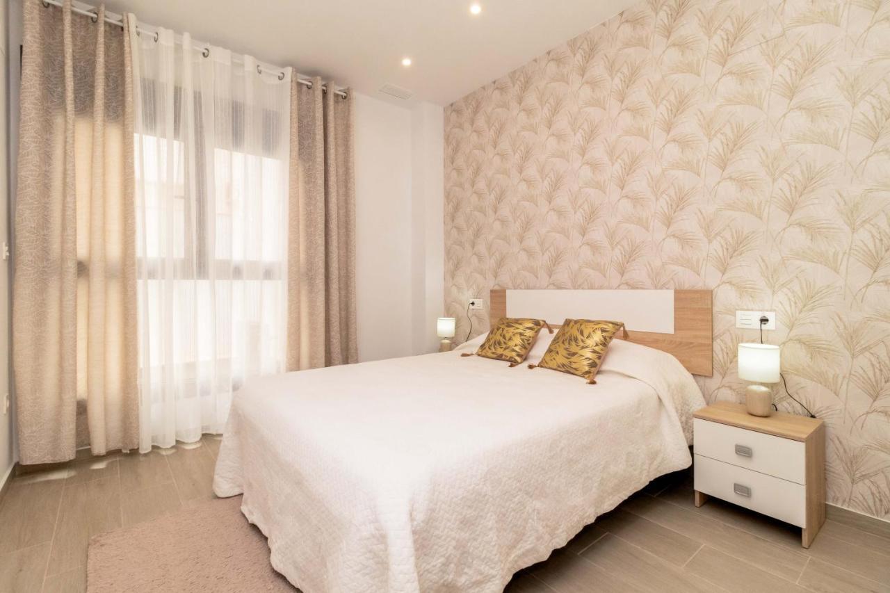 Corazon Del Mar Apartment Torrevieja Bagian luar foto