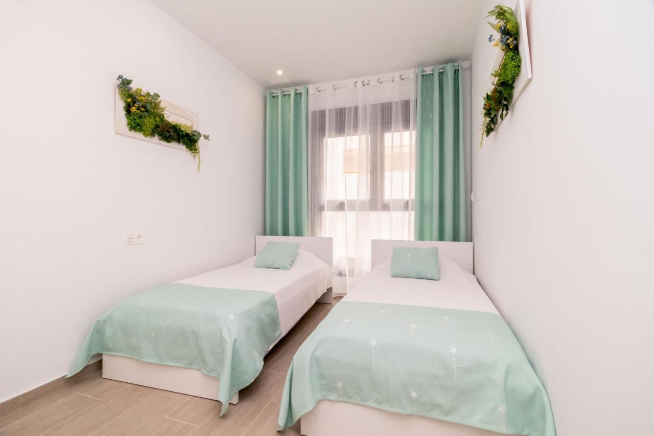 Corazon Del Mar Apartment Torrevieja Bagian luar foto