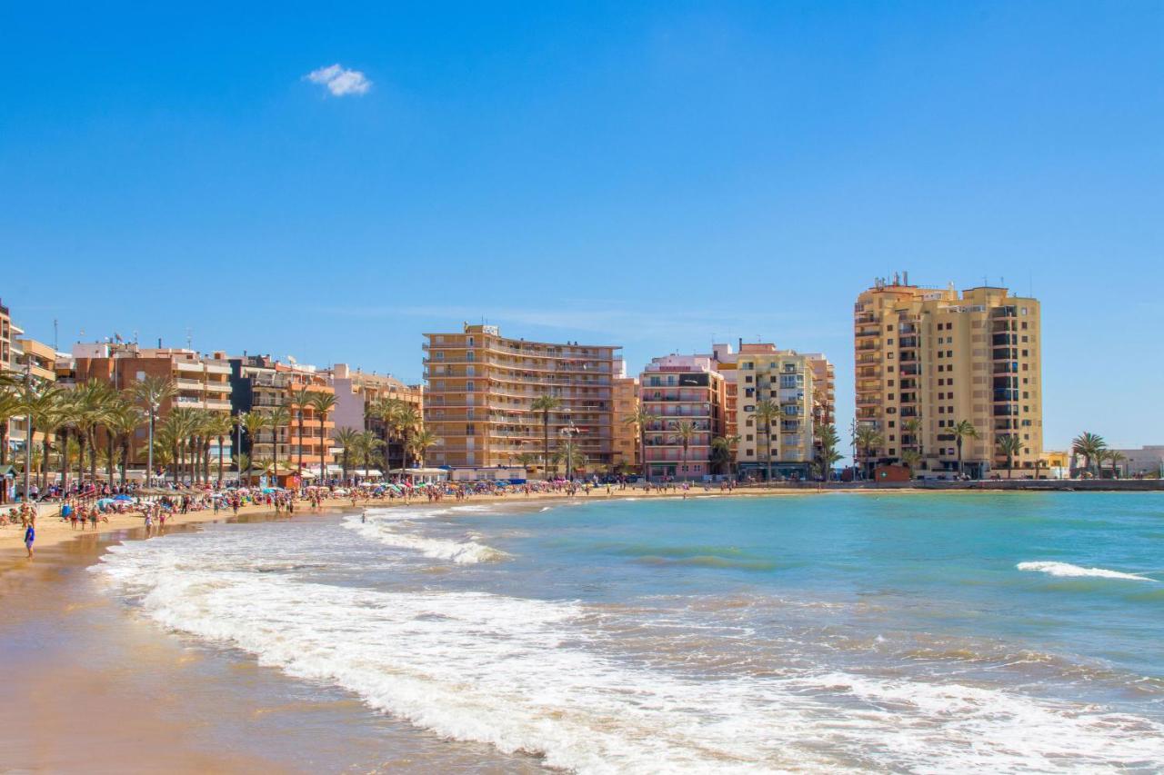 Corazon Del Mar Apartment Torrevieja Bagian luar foto